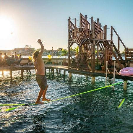 博卡斯德尔托罗 Aqua Lounge旅舍 外观 照片