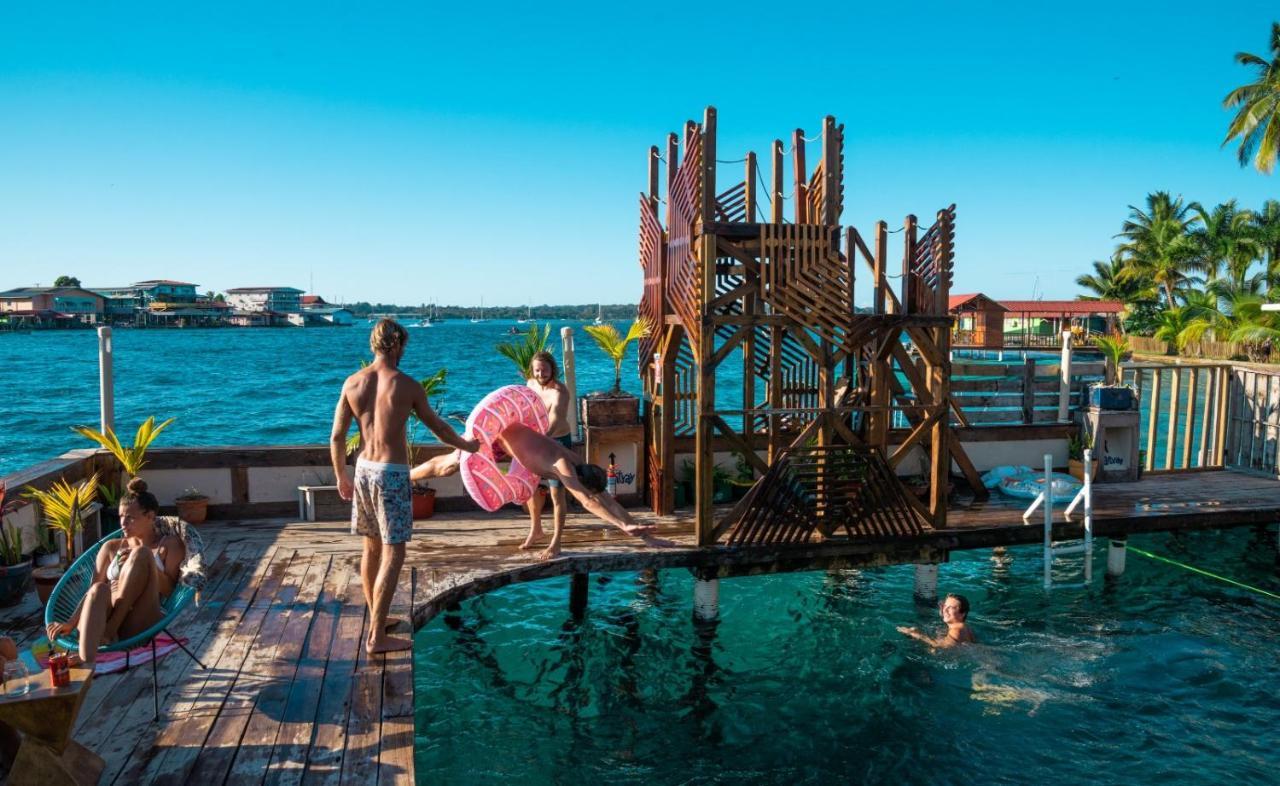 博卡斯德尔托罗 Aqua Lounge旅舍 外观 照片