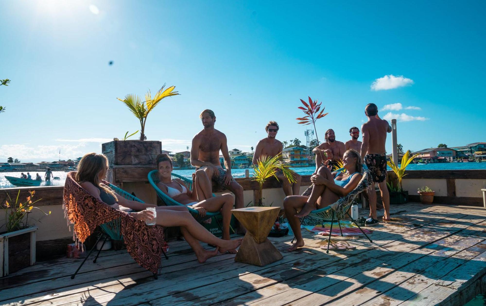 博卡斯德尔托罗 Aqua Lounge旅舍 外观 照片